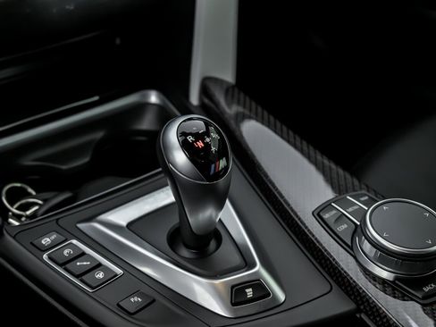 Used 2020 BMW M4 Coupe w/ Competition Package RWD image 36