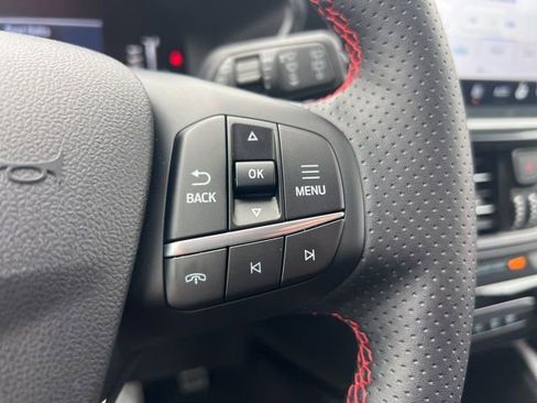 Certified 2024 Ford Escape ST-Line Select w/ Tech Pack #1 image 10