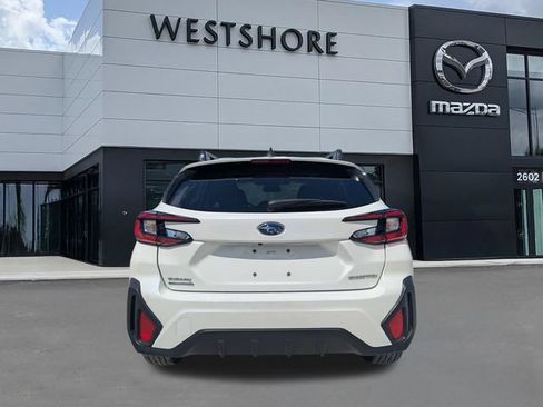 Used 2025 Subaru Crosstrek 2.5i Premium AWD/4WD image 4