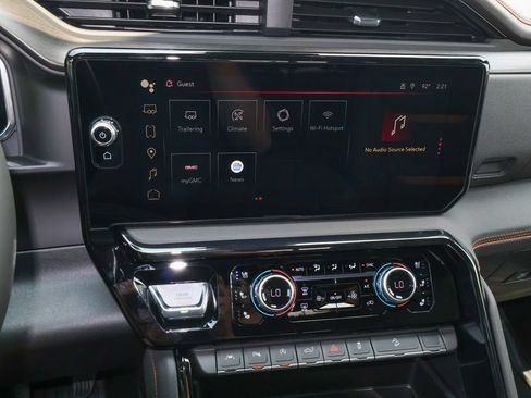 New 2026 GMC Sierra 1500 AT4 w/ AT4 Premium Package AWD/4WD image 14