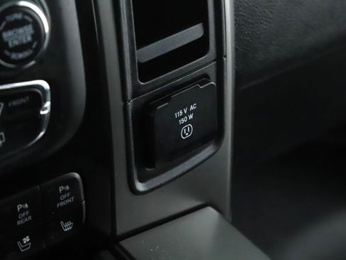 Used 2016 RAM 1500 Sport w/ Black Ram 1500 Sport Group AWD/4WD image 17