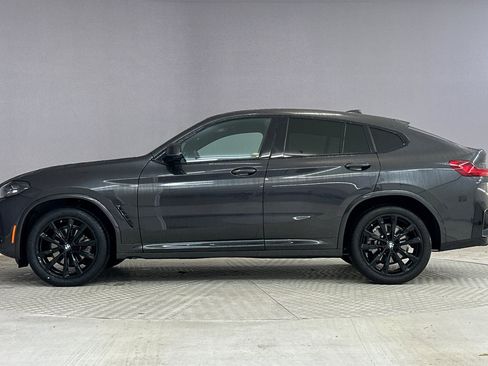 Certified 2024 BMW X4 xDrive30i w/ Premium Package image 2