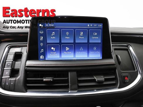 Used 2022 Chevrolet Suburban RST w/ Luxury Package AWD/4WD image 11