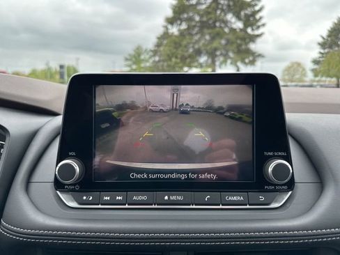 Certified 2023 Nissan Rogue SV w/ SV Premium B Package AWD/4WD image 28