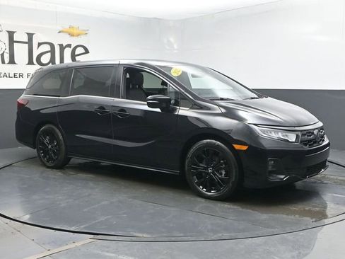 Used 2025 Honda Odyssey Sport-L image 6