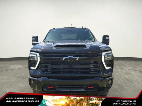 New 2026 Chevrolet Silverado 2500 LTZ w/ LTZ Plus Package AWD/4WD image 9