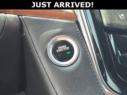 Used 2017 Cadillac Escalade Premium Luxury image 20