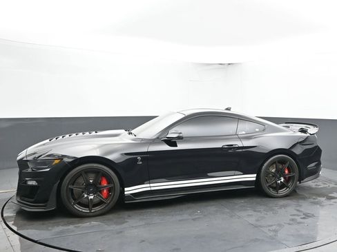 Used 2020 Ford Mustang Shelby GT500 w/ Technology Package image 8