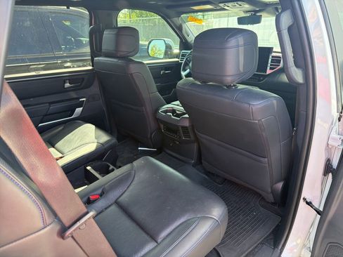 Used 2024 Toyota Sequoia Platinum image 15