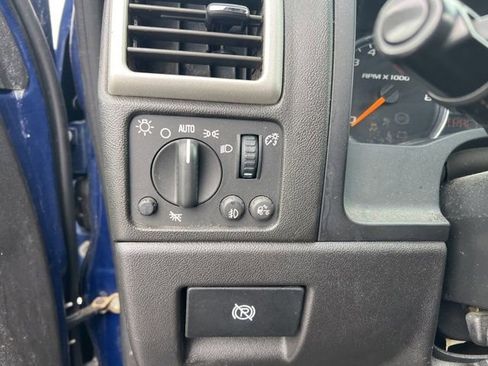 Used 2010 Chevrolet Colorado LT image 10