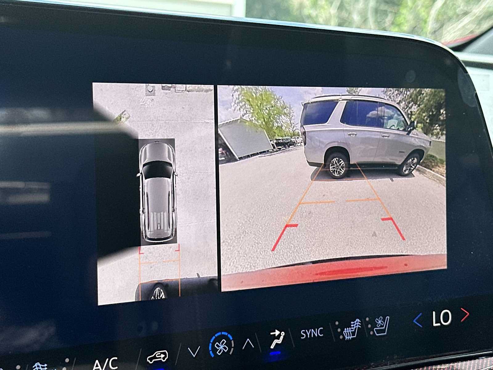 New 2026 Chevrolet Traverse RS w/ LPO, Floor Liner Package FWD image 22