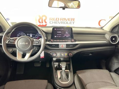 Used 2024 Kia Forte LXS image 13