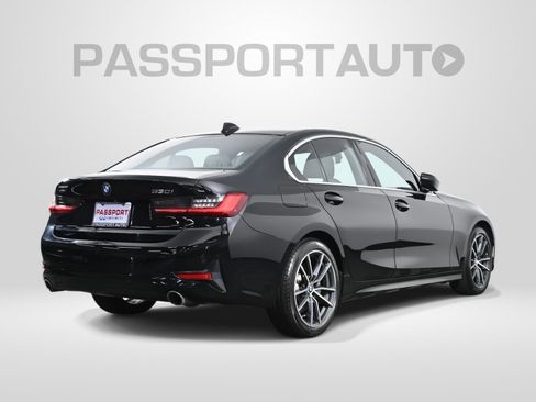 Used 2019 BMW 330i xDrive Sedan w/ Convenience Package image 8
