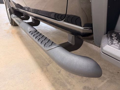 Used 2022 GMC Sierra 2500 Pro w/ Convenience Package image 17