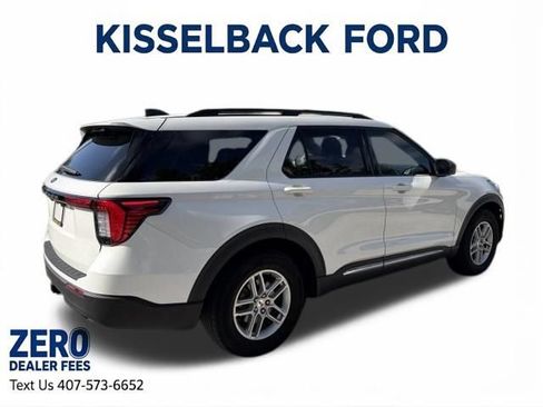Used 2025 Ford Explorer Active RWD image 4