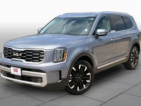 Used 2024 Kia Telluride SX FWD image 2