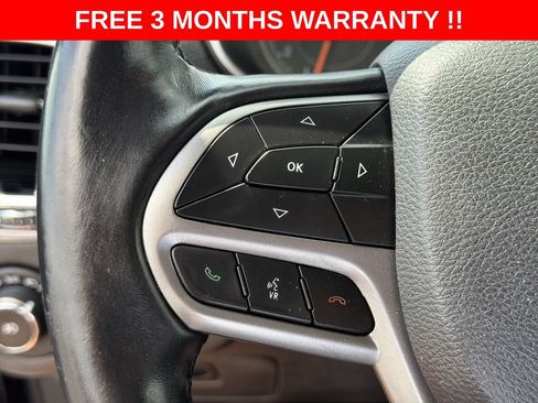 Used 2019 Jeep Cherokee Limited AWD/4WD image 39