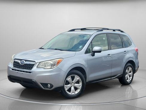 Used 2014 Subaru Forester 2.5i Premium w/ All-Weather Package image 2