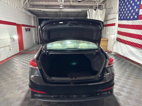 Used 2018 Hyundai Elantra SEL FWD image 12