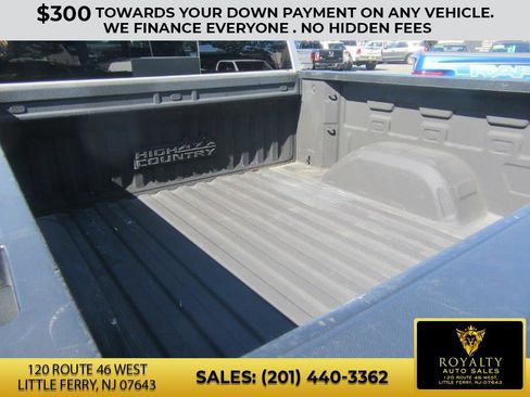 Used 2019 Chevrolet Silverado 1500 High Country w/ Z71 Off-Road Package image 8