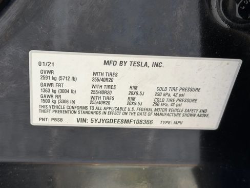 Used 2021 Tesla Model Y Long Range AWD/4WD image 29