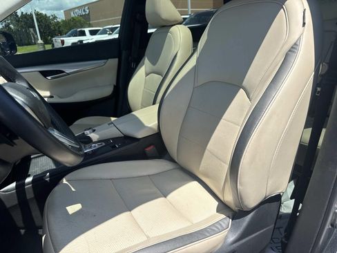 Certified 2021 INFINITI QX50 Essential w/ Convenience Package FWD image 19