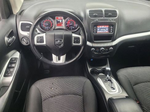 Used 2018 Dodge Journey SE w/ Connectivity Group FWD image 22