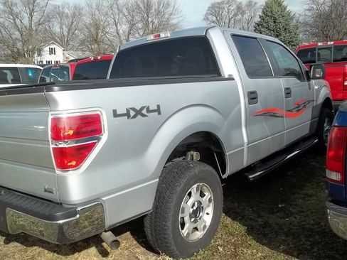 Used 2010 Ford F150 XLT image 1
