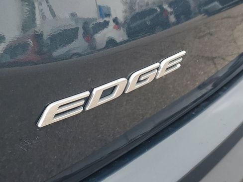 Used 2019 Ford Edge SEL w/ Equipment Group 201A image 35
