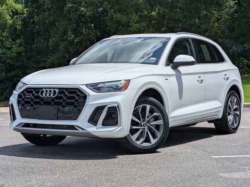 Used 2023 Audi Q5 2.0T Premium Plus w/ Premium Plus Package AWD/4WD image 4