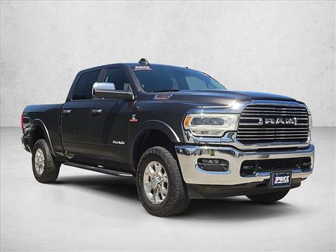 Used 2020 RAM 2500 Laramie AWD/4WD image 3