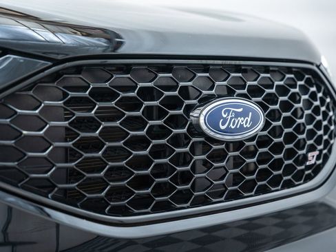 Certified 2023 Ford Edge ST AWD/4WD image 14