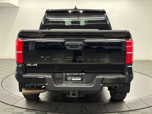 Used 2026 Toyota Tacoma SR5 AWD/4WD image 11