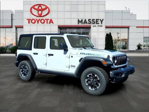Used 2024 Jeep Wrangler Unlimited Rubicon 4xe image 2