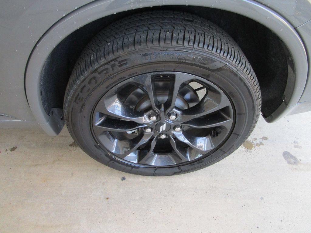 Used 2025 Dodge Durango R/T AWD/4WD image 12