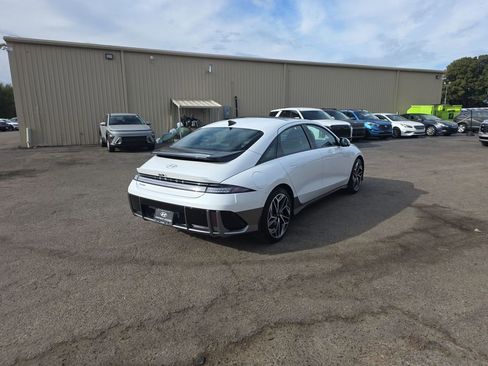 New 2025 Hyundai Ioniq 6 Limited image 13