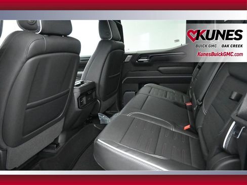 New 2026 GMC Sierra 1500 AT4X AWD/4WD image 15