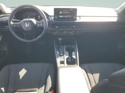 Used 2025 Honda Accord SE image 19