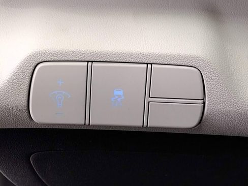 New 2026 Hyundai Elantra Limited FWD image 25