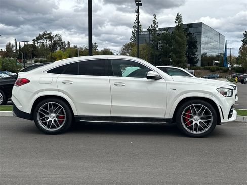 Used 2022 Mercedes-Benz GLE 53 AMG GLE 53 AMG image 2