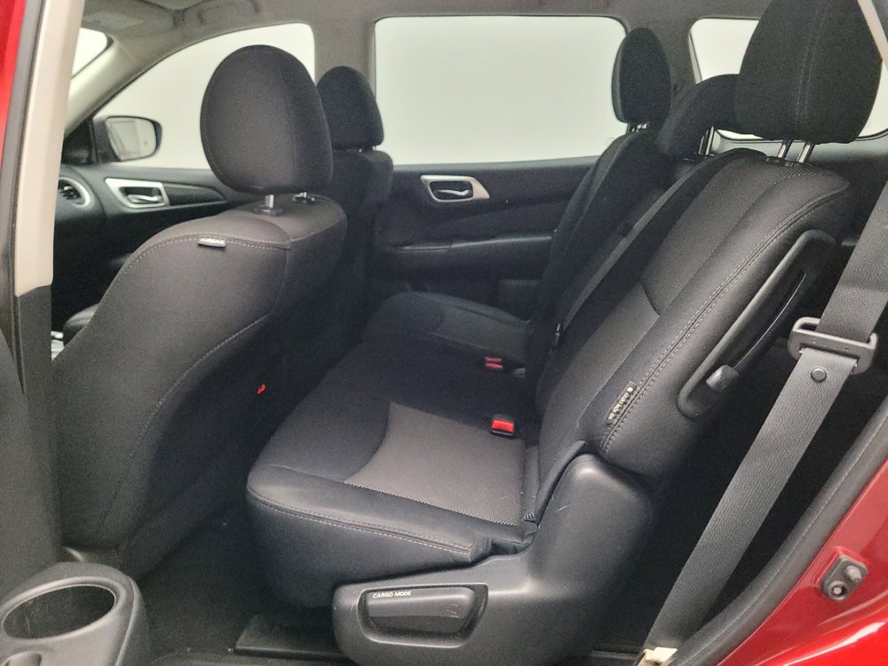 Used 2020 Nissan Pathfinder SV FWD image 18