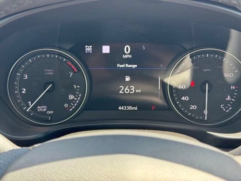 Used 2019 Cadillac XT4 Sport AWD/4WD image 31
