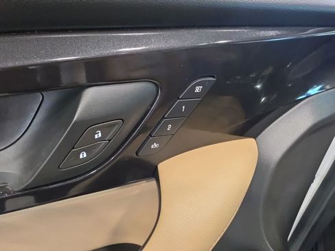 Used 2020 Chevrolet Blazer Premier w/ Driver Confidence II Package AWD/4WD image 27