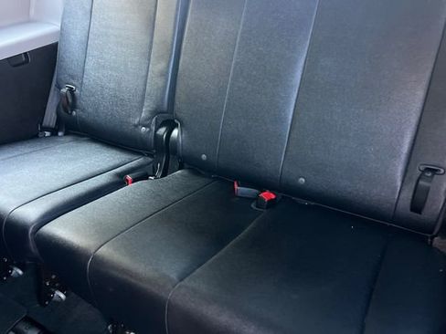 Used 2016 Toyota Sienna SE w/ SE Preferred Package image 17