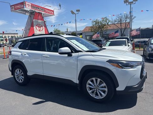 Used 2022 Toyota Corolla Cross LE w/ Black Badges Package (TMS) image 3