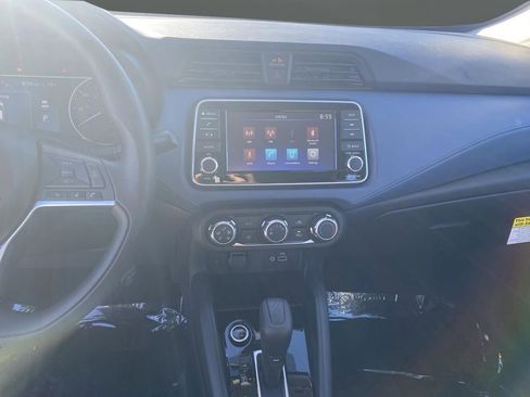 New 2025 Nissan Versa SV image 7