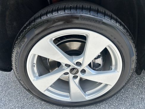 Used 2025 Audi Q5 Premium Plus AWD/4WD image 22