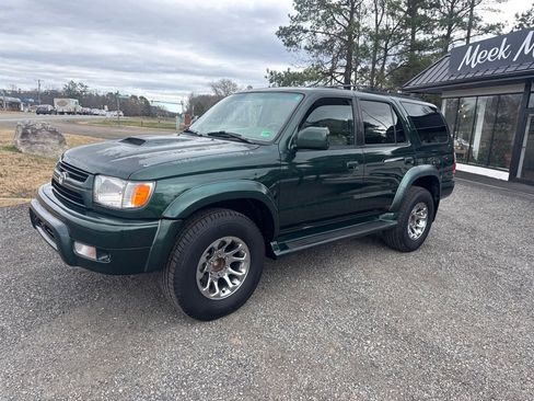 Used 2001 Toyota 4Runner SR5 image 3