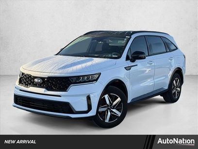 Used 2021 Kia Sorento S w/ Panoramic Sunroof Package
