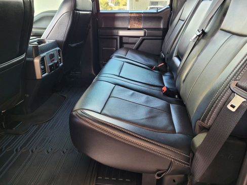 Used 2022 Ford F250 Lariat w/ Lariat Ultimate Package AWD/4WD image 18